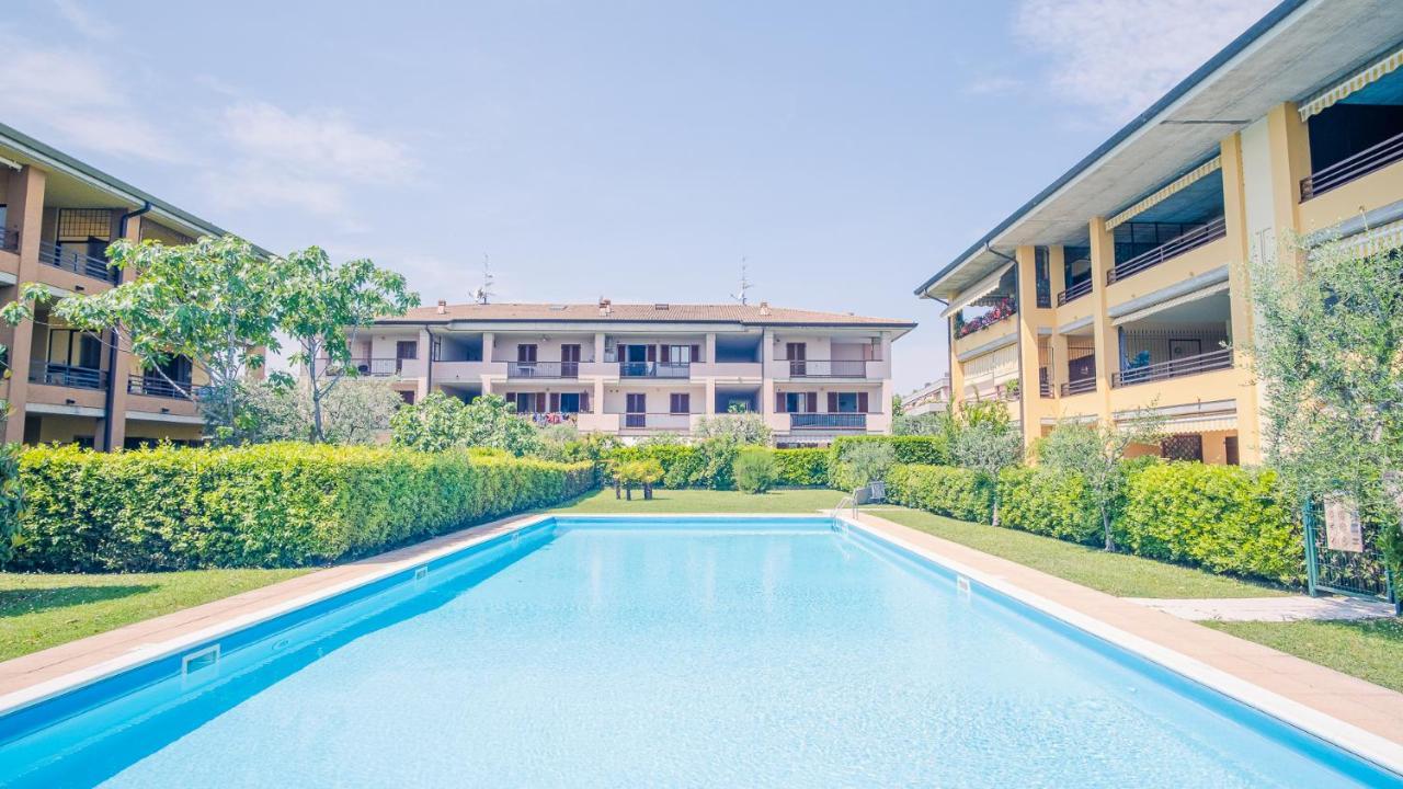 Colombare Suite - Italian Homing Sirmione Luaran gambar